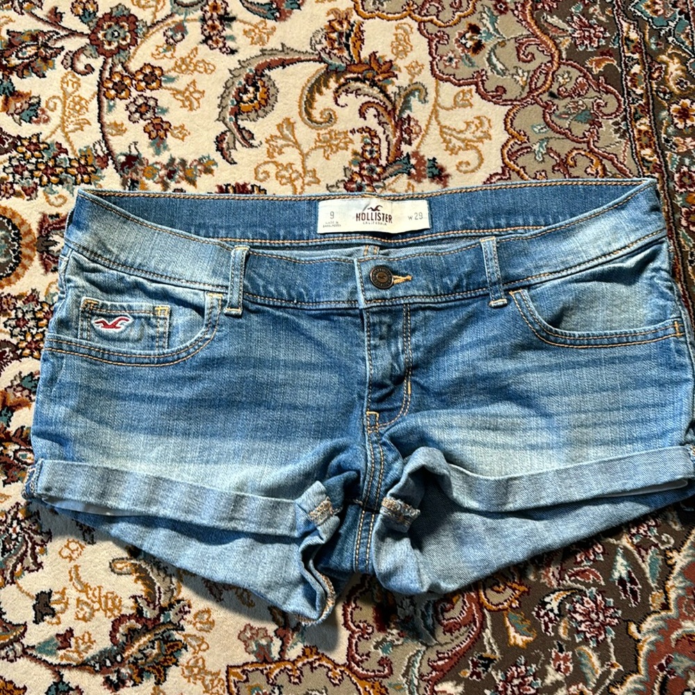 Hollister Shorts 9 Woman W29 Blue Denim outside